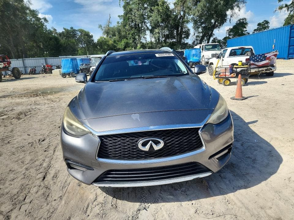 2017 INFINITI QX30 PREMIUM 5