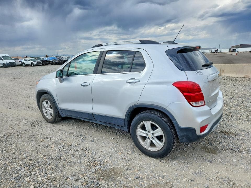2023 CHEVROLET TRAX 1LT 2