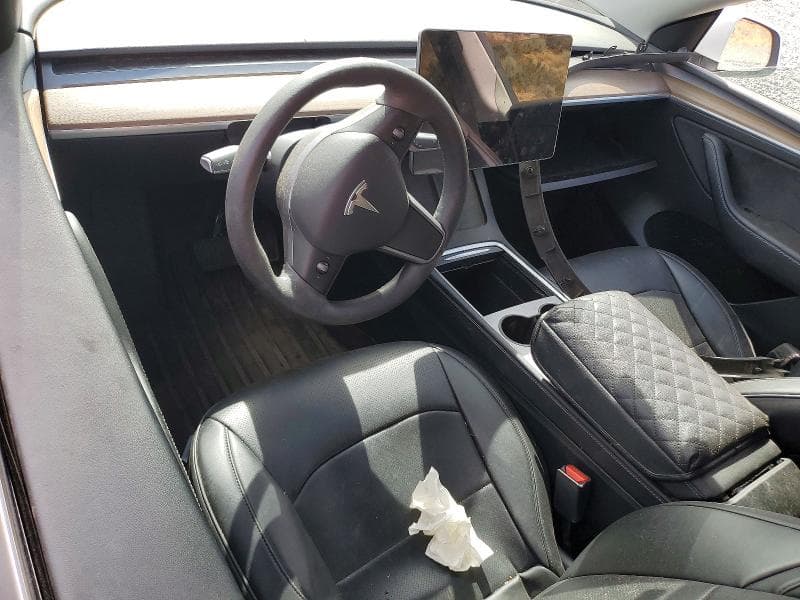 2022 TESLA MODEL Y 8