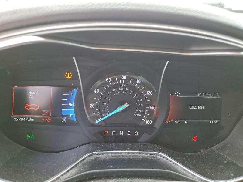 2017 FORD FUSION SE 9