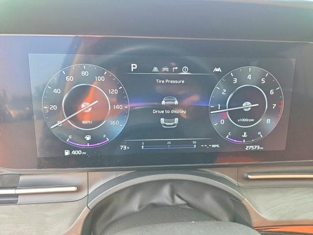 2024 KIA CARNIVAL SX 8