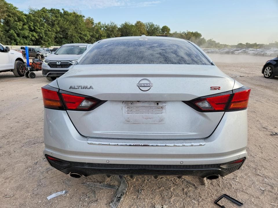 2023 NISSAN ALTIMA SR 6