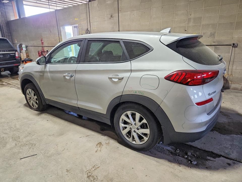 2020 HYUNDAI TUCSON SE 2