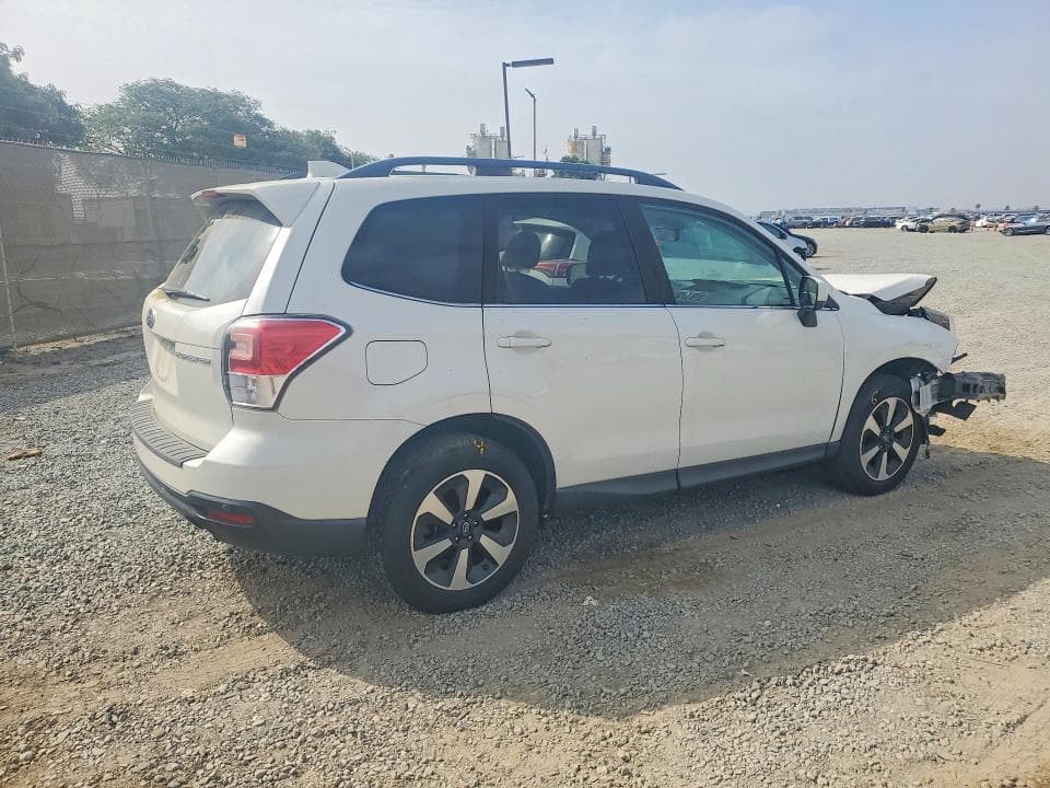 2018 SUBARU FORESTER 2.5I LIMITED 3