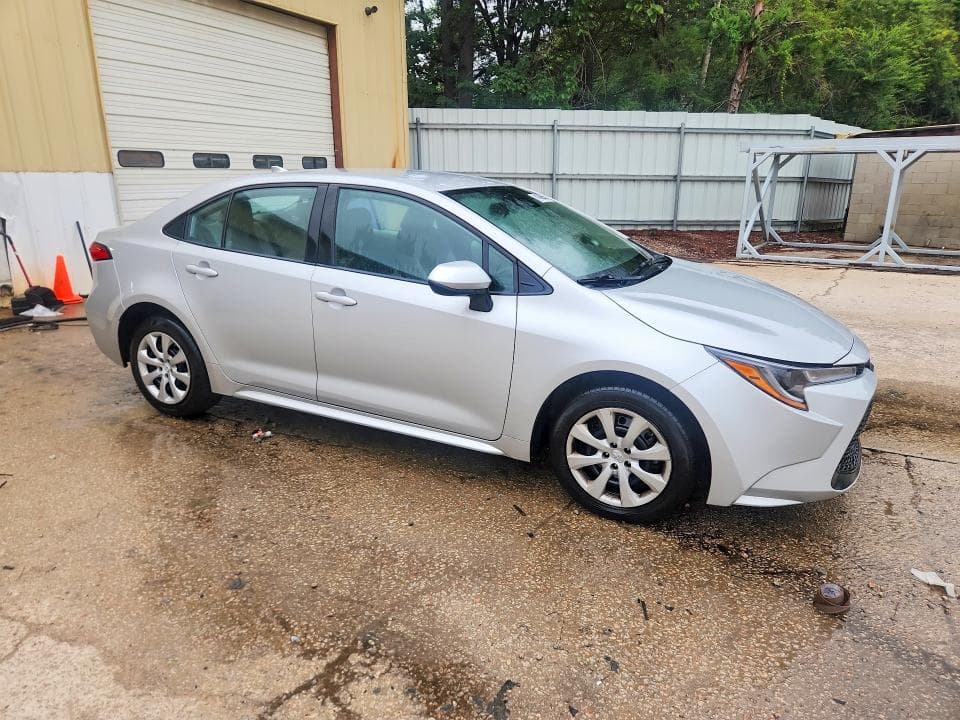 2022 TOYOTA COROLLA LE 4