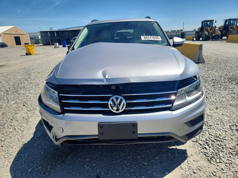 2021 VOLKSWAGEN TIGUAN SE 5