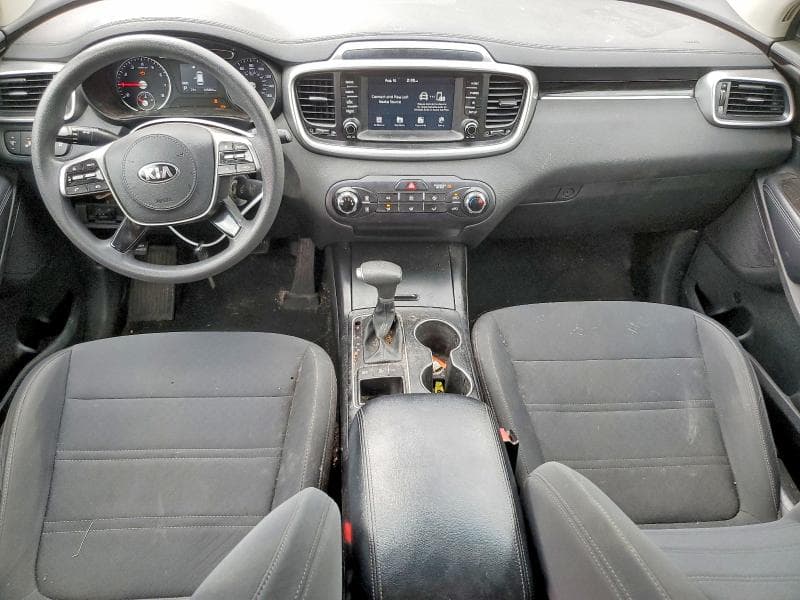 2019 KIA SORENTO LX 8