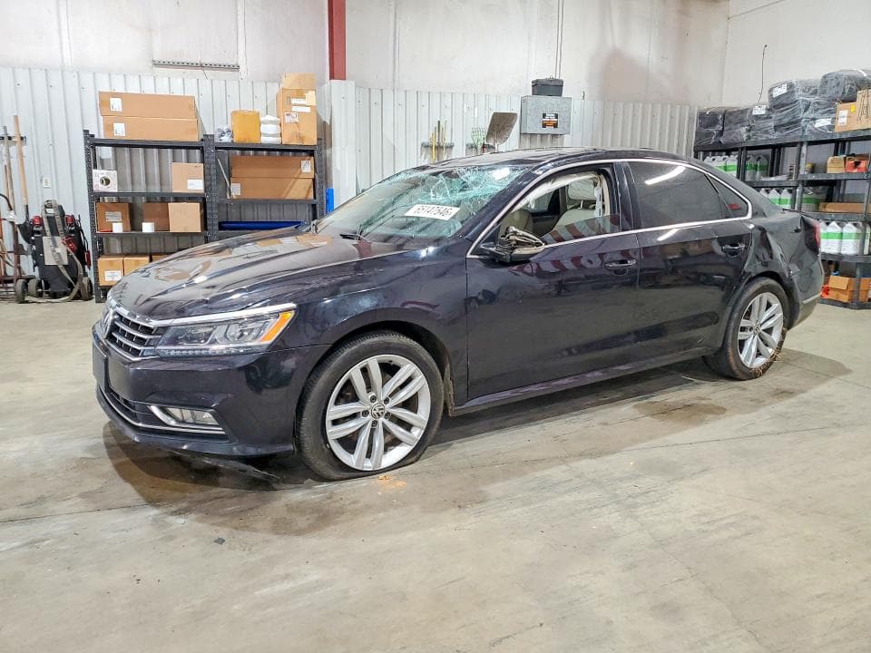 2018 VOLKSWAGEN PASSAT SE - 1
