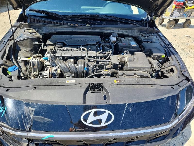 2025 HYUNDAI ELANTRA SEL SPORT 11