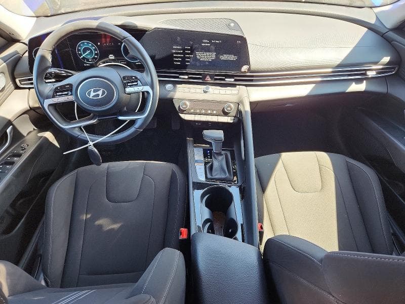 2024 HYUNDAI ELANTRA SEL 8