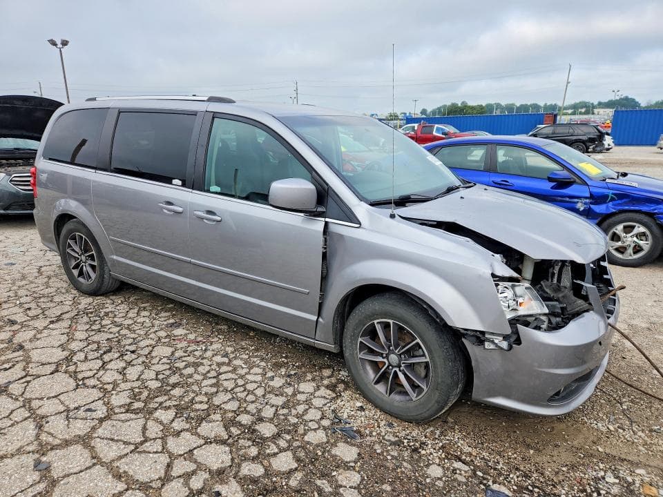 2017 DODGE GRAND CARAVAN SXT 4