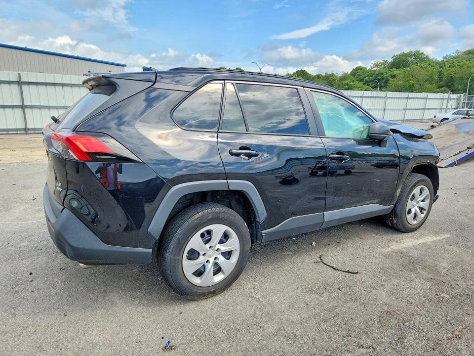 2020 TOYOTA RAV4 LE 3