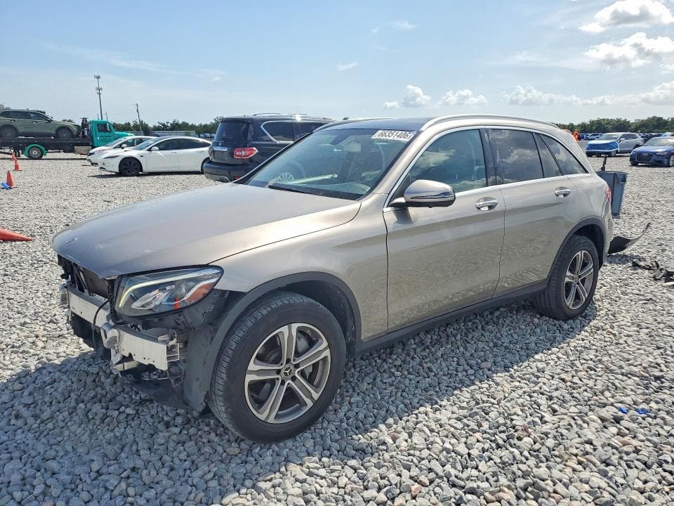 2019 MERCEDES-BENZ GLC 300