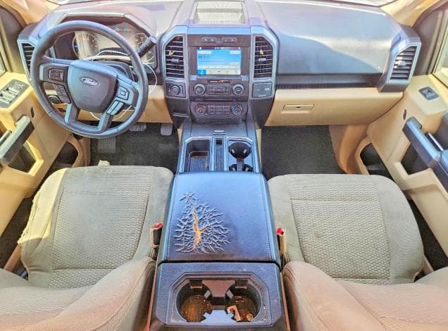 2017 FORD F150 SUPERCREW 8
