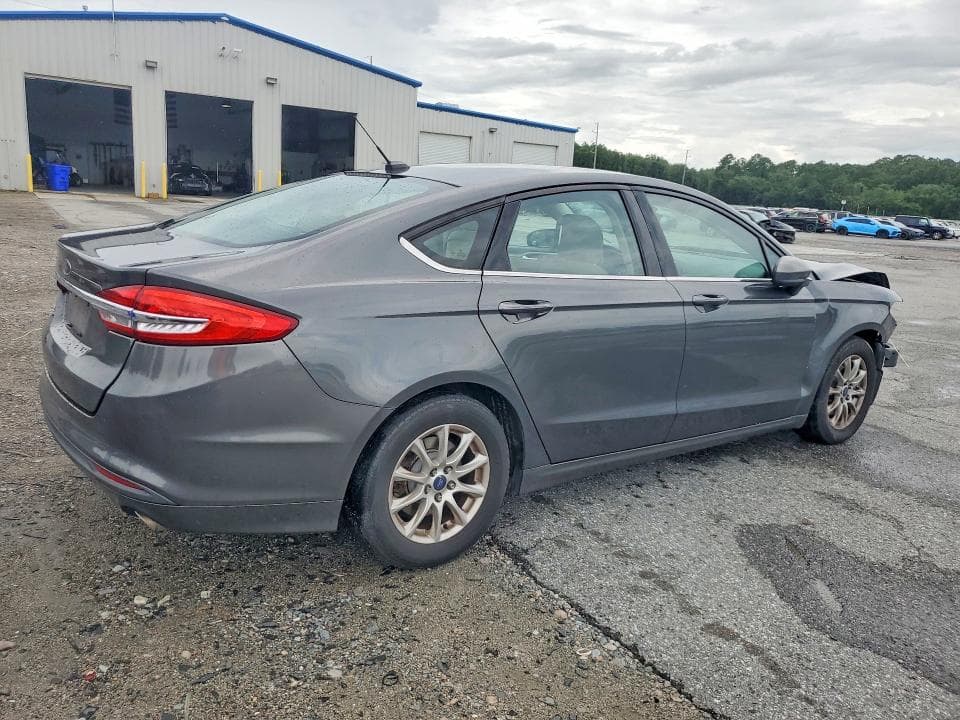 2017 FORD FUSION S 3