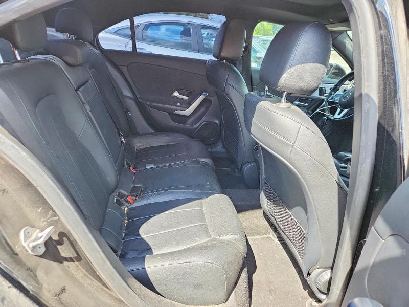 2021 MERCEDES-BENZ A 220 4MATIC 10