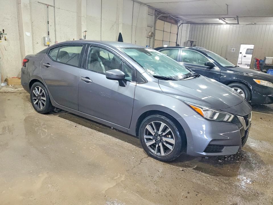 2021 NISSAN VERSA SV 4