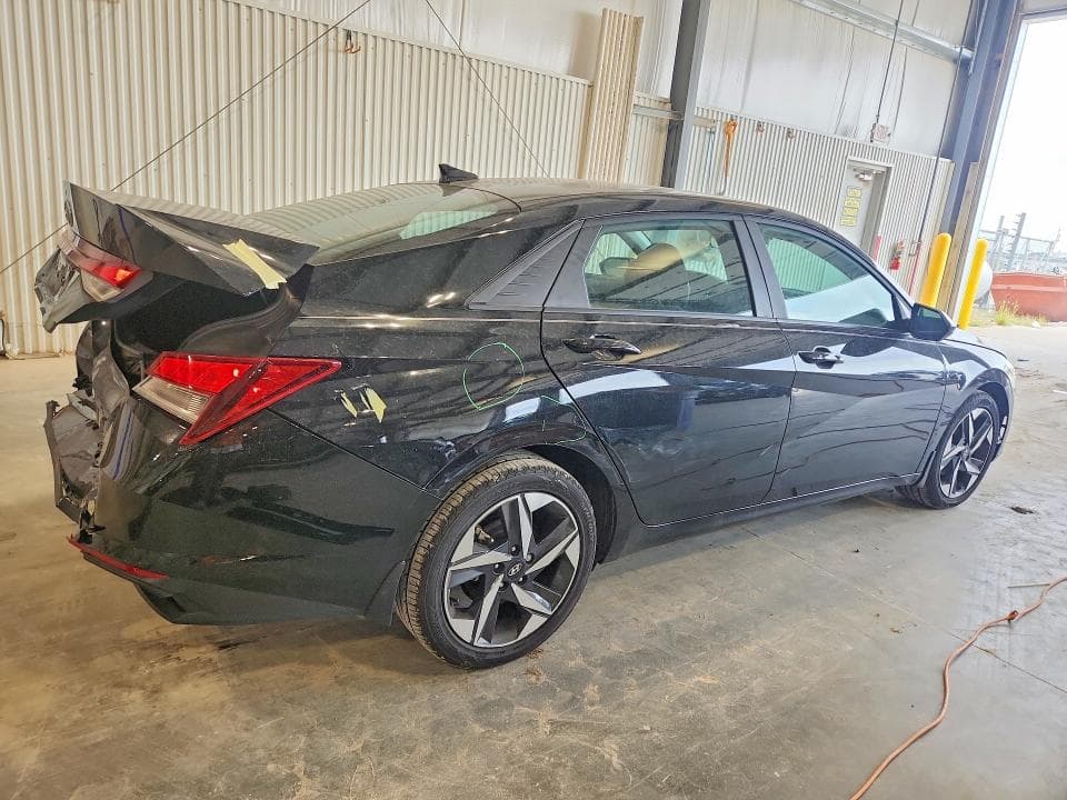 2023 HYUNDAI ELANTRA SEL 3