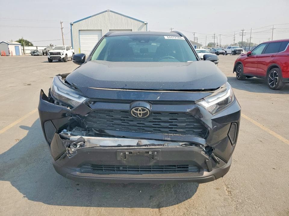 2023 TOYOTA RAV4 XLE 5
