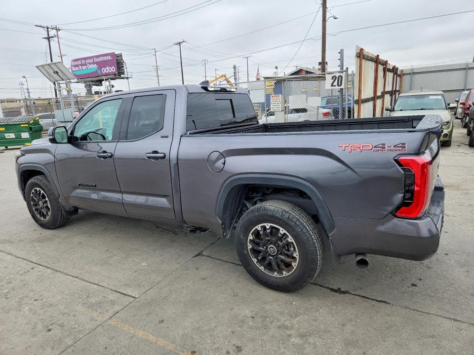 2022 TOYOTA TUNDRA SR5 2