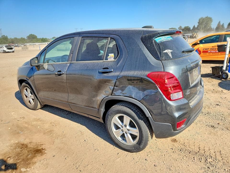 2019 CHEVROLET TRAX LS 2