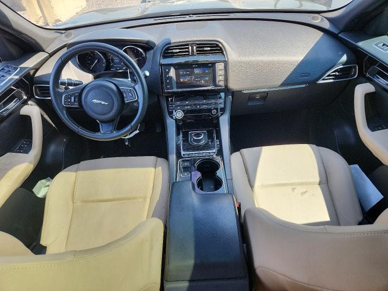 2017 JAGUAR F-PACE PREMIUM 8