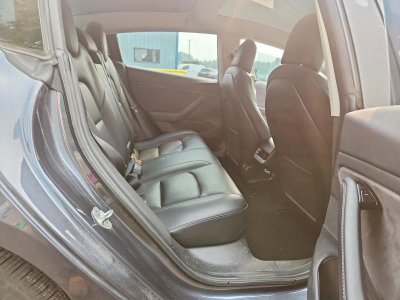 2018 TESLA MODEL 3 10