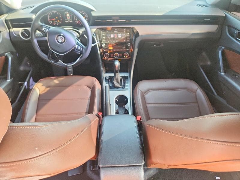 2021 VOLKSWAGEN PASSAT SE 8