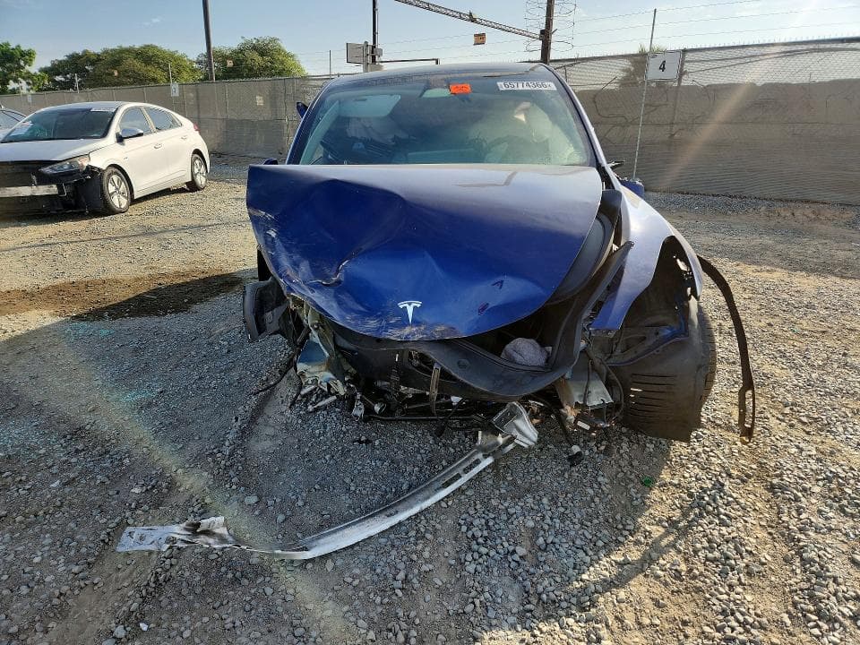 2023 TESLA MODEL Y 5