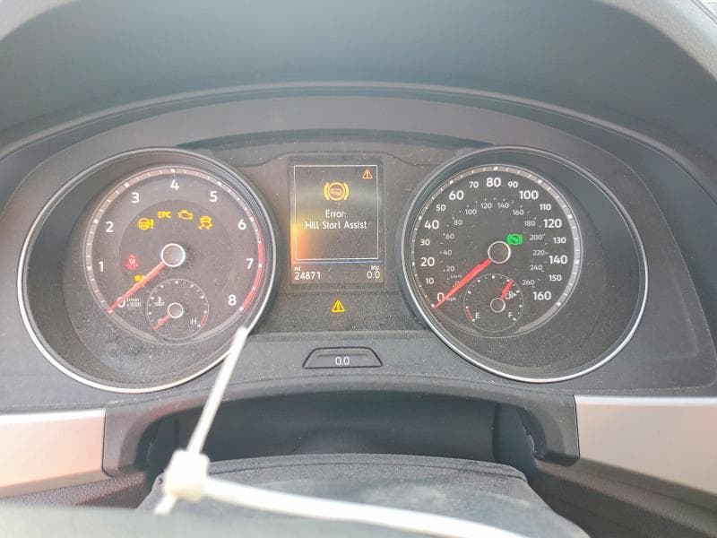 2021 VOLKSWAGEN ATLAS CROSS SPORT SE 9