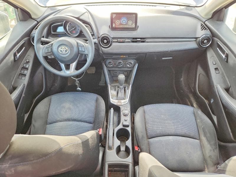 2017 TOYOTA YARIS IA BASE 8