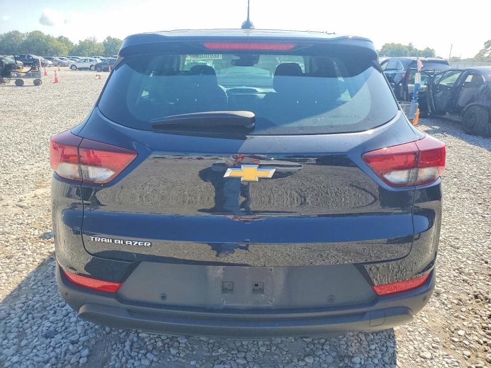 2021 CHEVROLET TRAILBLAZER LS 6