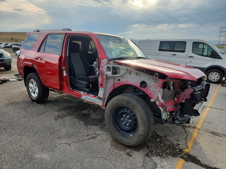 2019 TOYOTA 4RUNNER SR5 4