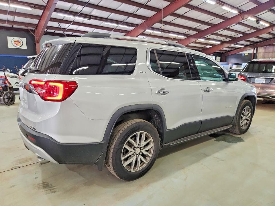 2018 GMC ACADIA SLE 3