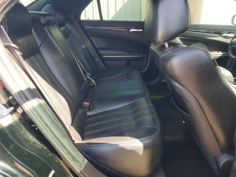 2019 CHRYSLER 300 S 10