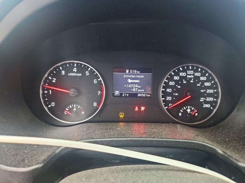 2022 KIA SELTOS LX 9