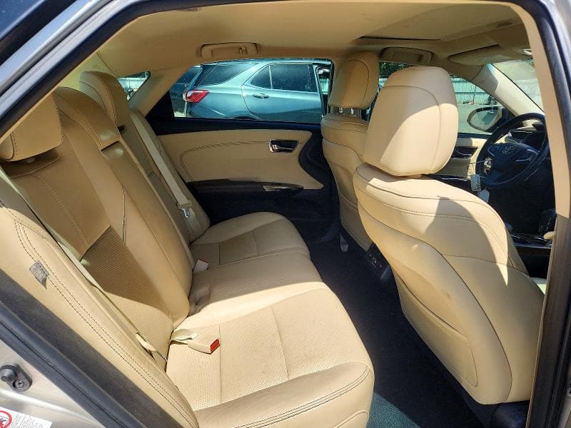 2017 TOYOTA AVALON LIMITED 10
