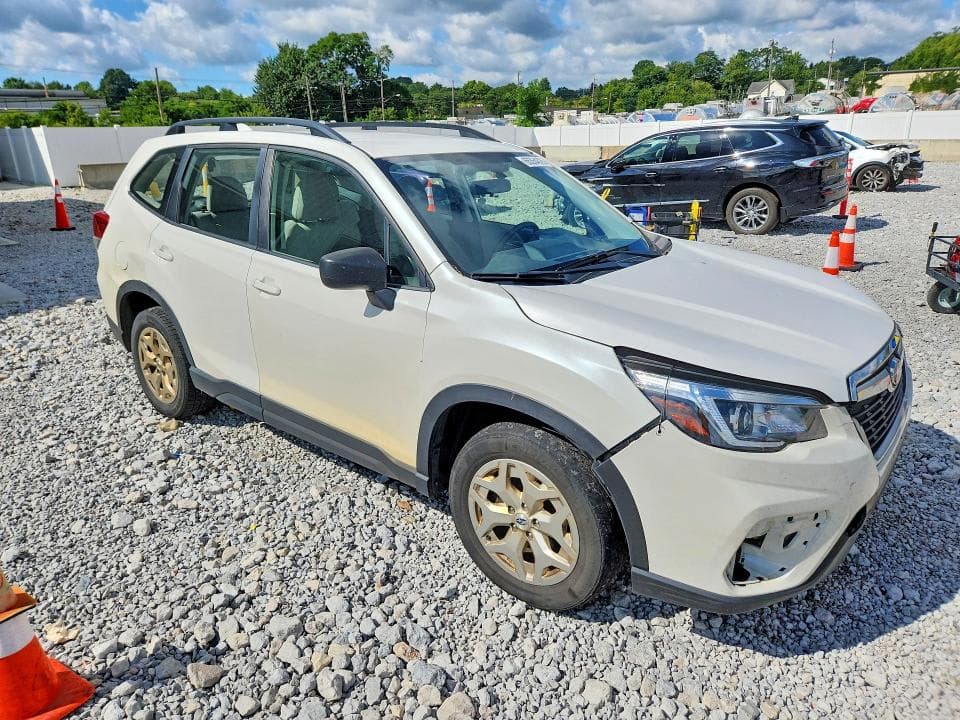 2019 SUBARU FORESTER 4