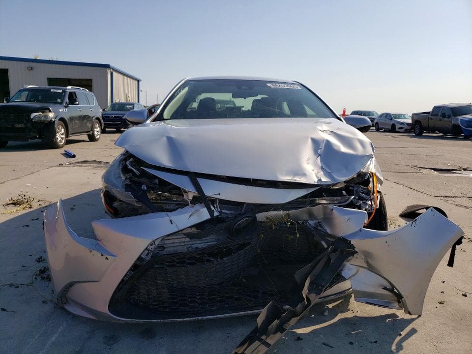 2020 TOYOTA COROLLA LE 5