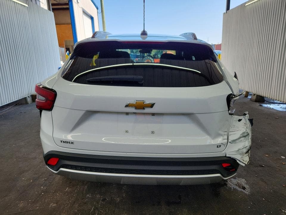 2025 CHEVROLET TRAX 1LT 6
