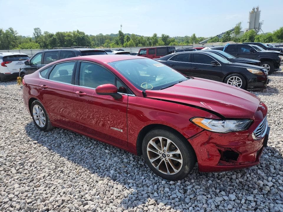 2019 FORD FUSION SE 4
