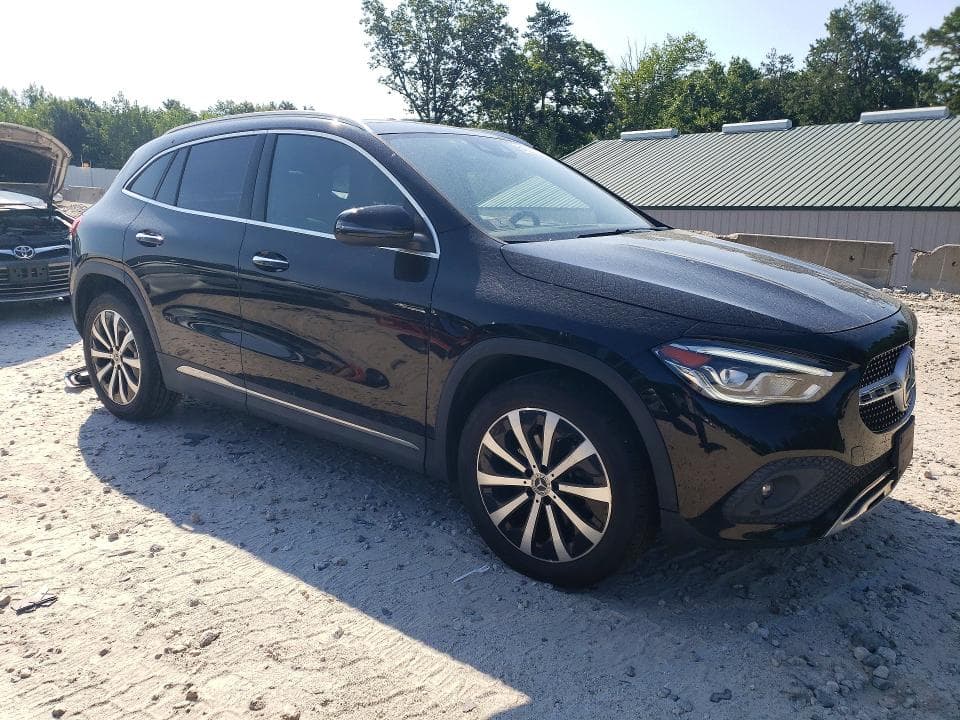 2021 MERCEDES-BENZ GLA 250 4MATIC 4