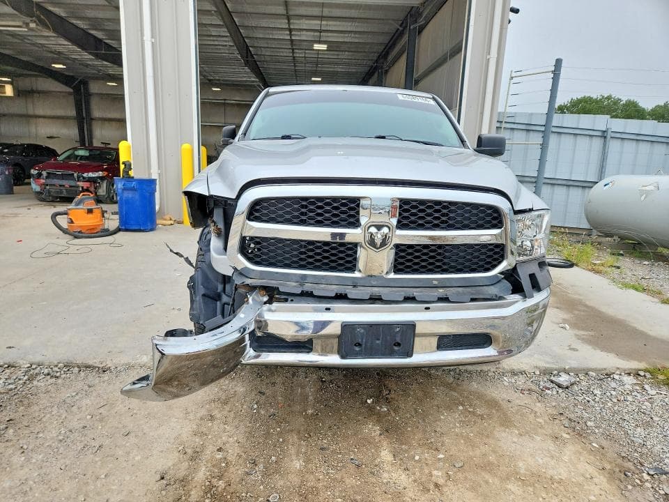 2017 RAM 1500 SLT 5