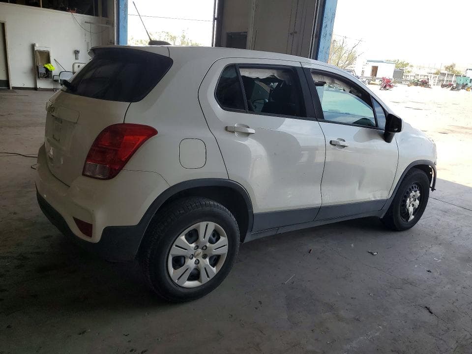 2017 CHEVROLET TRAX LS 3