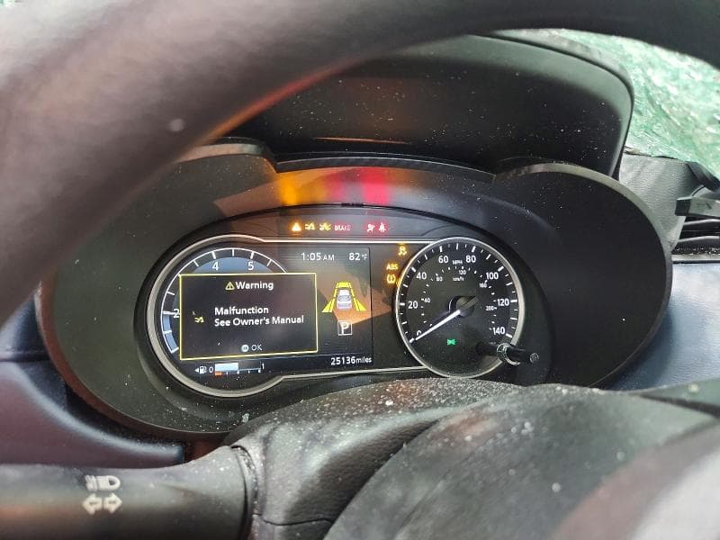 2025 NISSAN VERSA SV 9