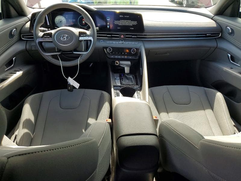 2023 HYUNDAI ELANTRA SEL 8