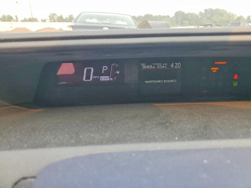 2017 TOYOTA PRIUS C TWO 9