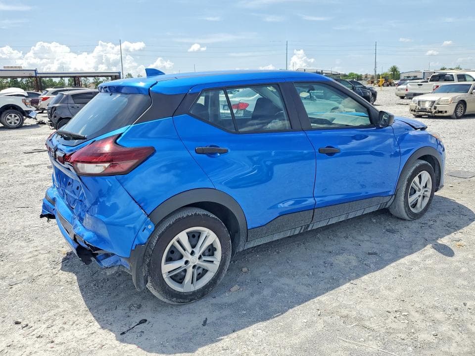 2024 NISSAN KICKS S 3