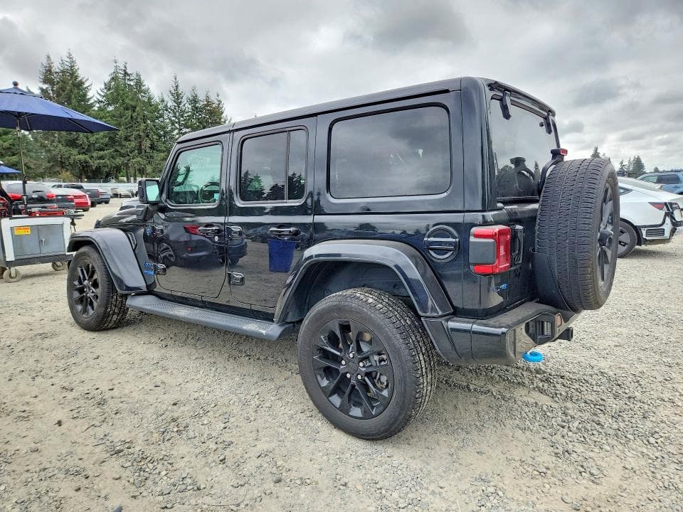 2021 JEEP WRANGLER UNLIMITED SAHARA 4XE 2