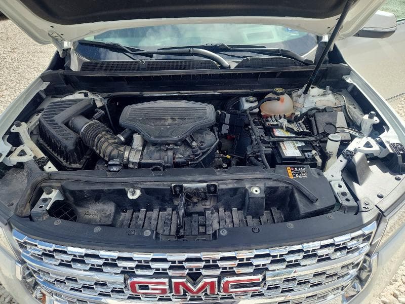 2022 GMC ACADIA DENALI 11